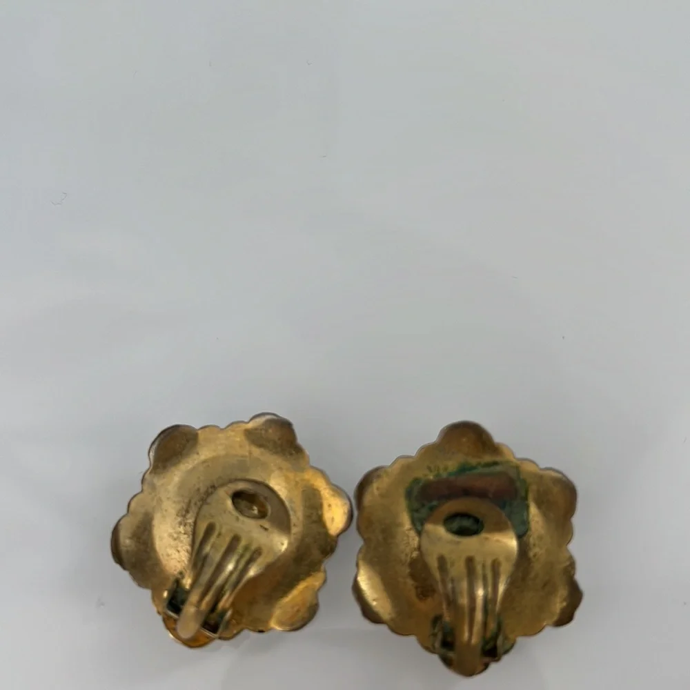 Vintage Filigree Fur Clip / Lapel Pin & Floral Clip On Earrings Bundle_5
